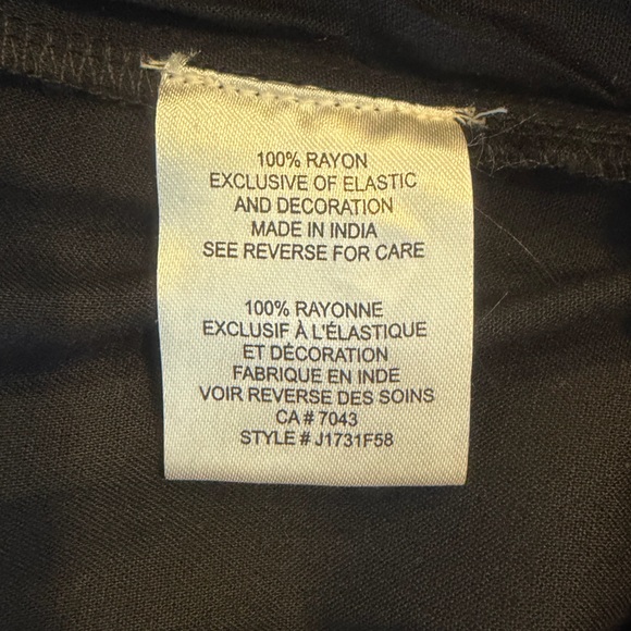 Patrons of Peace Black Wide Leg Jumpsuit with Smocked Waist & Pockets NWT! - Picture 12 of 12